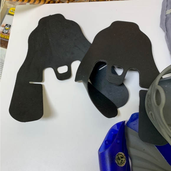 AQUALUNG SNORKLING FINNS/ GEAR FOR KIDS - Picture 4 of 5